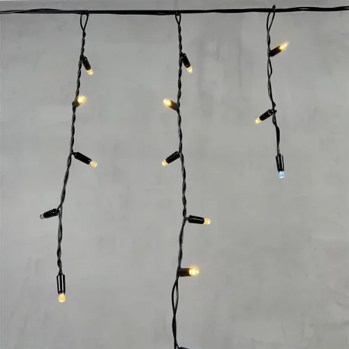 Гирлянда Бахрома с Колпачком 3,1 x 0,5 м Тепло-Белая с Мерцанием Белого Диода 220В, 120 LED, Провод Черный ПВХ, IP65. Фото 2.