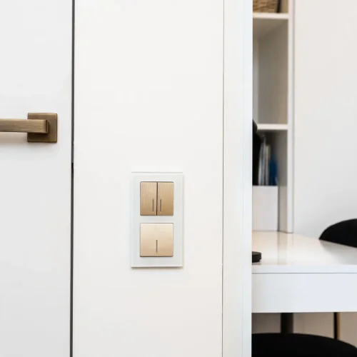 Выключатель одноклавишный проходной с подсветкой (шампань рифленый) W1112110 - фото 6