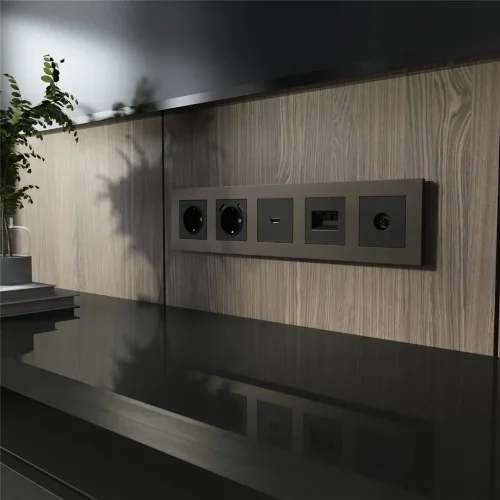 Рамка из поликарбоната на 5 постов Slab бронза софт W0052963 - фото 4