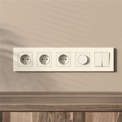 Рамка из поликарбоната на 5 постов Slab айвори софт W0052962 - фото 2