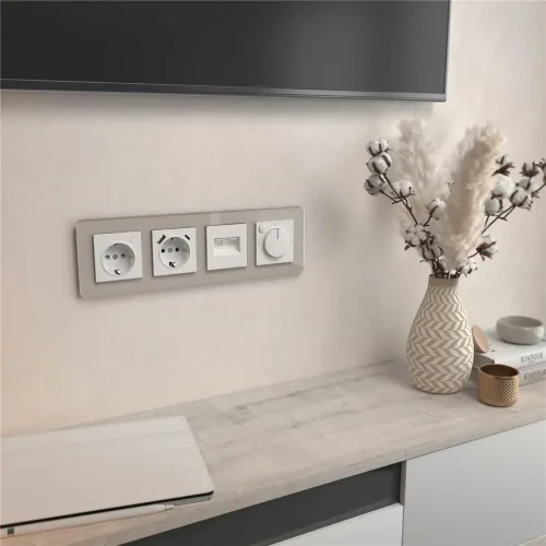 Рамка из стекла на 4 поста Elite дымчатый W0042417 - фото 2