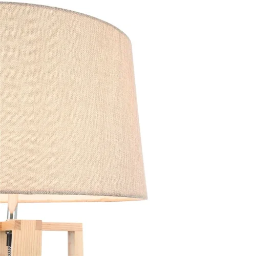 Торшер выполнен в современном стиле в неброской светлой цветовой гамме. Арматура изделия сделана из металла и древесины, а абажур - из ткани. Визуальная простота дизайна позволяет вписать торшер Nubi даже в готовый современный интерьер. (Дерево) - фото 4