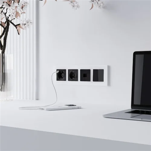 Розетка Ethernet RJ-45 (черный акрил) W1181048 - фото 3