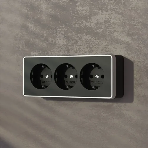 Розетка тройная с заземлением и шторками Gallant черный с серебром W5073134 - фото 3