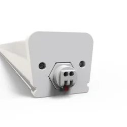 Светильник светодиодный ДСП WP 10 C 36W OP 865 L1200 EL G2 1144х62х57мм 36Вт 6500К IP65 с БАП 3ч бел. Русский Свет 27071025249