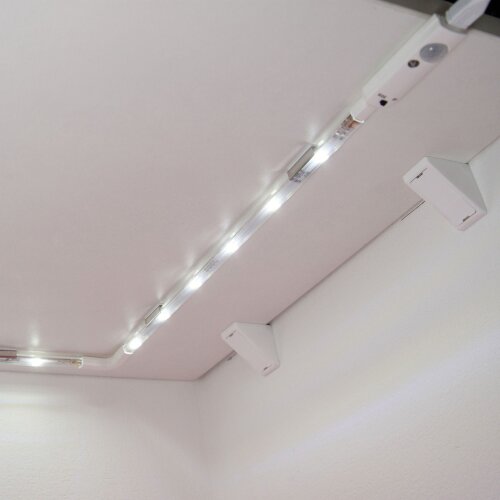 ULM-F42-3W-4200K SENSOR IP20 WHITE Комплект светодиодных полосок с датчиком движения 10Lux, Питание 4ААА, 150Lm, Белый - фото 8