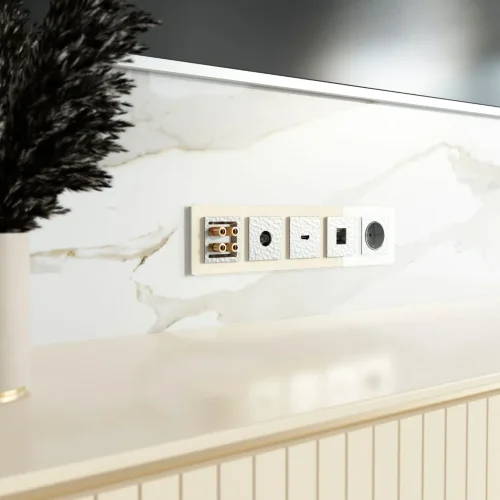 Розетка с заземлением и шторками (Hammaer серебряный) W1271106 - фото 5