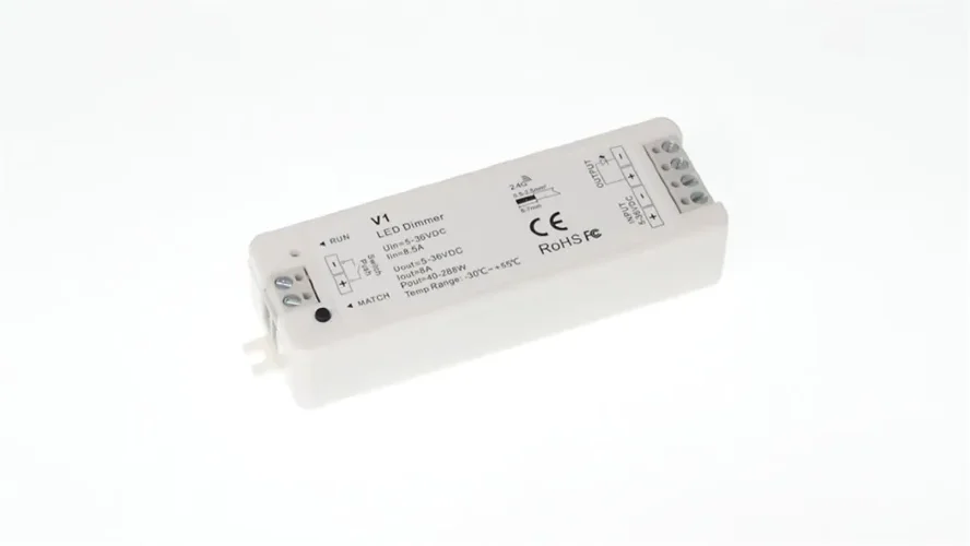 Диммер V1 IC1 DIM (5-36V, 1ch x 8A, 40/96/192/288W) - фото I
