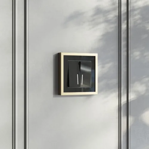 Выключатель двухклавишный проходной с подсветкой (черный акрил) W1122148 - фото 2