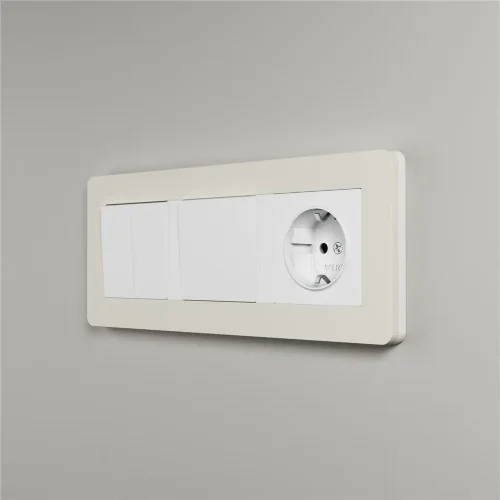 Рамка из поликарбоната на 3 поста Split айвори/белый, soft-touch W0033066 - фото 6