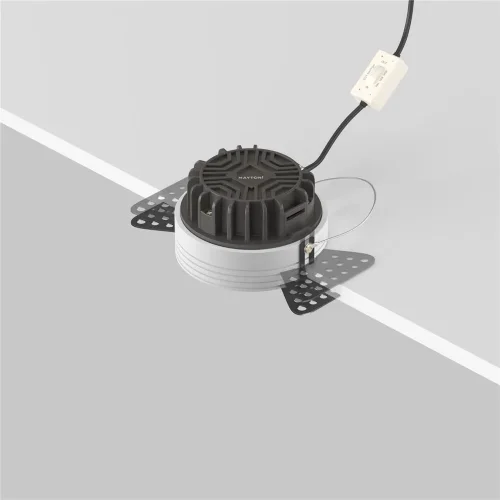 Встраиваемый светильник Okno 3000-4000-6000K 8W 100° IP 44 (Черный) - фото 4