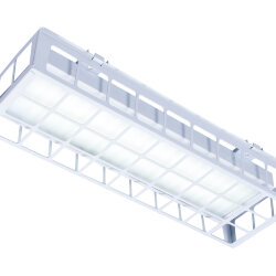 Накладной светодиодный светильник для спортзалов с защитной решеткой 20 Вт IP44 650x250x95 мм 6000К Призма