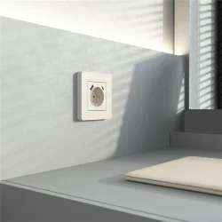 Рамка из поликарбоната на 1 пост Split айвори/белый, soft-touch W0013066