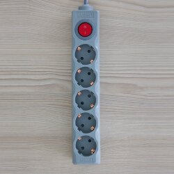 S-GSU5-5 GREY Cетевой фильтр серии Universal, 5м Пвс 3x0.75, 5 гнезд, с-з, 10А, Защита от перенапряжения, короткого замыкания.