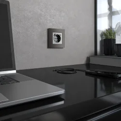 Рамка из поликарбоната на 1 пост Slab бронза софт W0012963