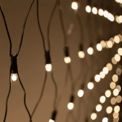 Светодиодная Сеть с Колпачком 2 x 2 м Тепло-Белая 220В, 256 LED, Провод Черный ПВХ, IP65