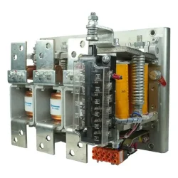 Контактор вакуумный КВТ-1.14-5/630-3 У3 3п 630А кат. 380В 3НО+2НЗ IP00 без реле Электротехник ET557373