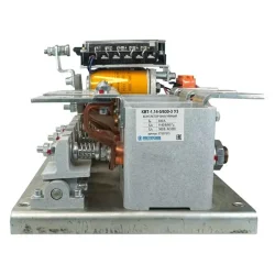 Контактор вакуумный КВТ-1.14-5/630-3 У3 3п 630А кат. 380В 3НО+2НЗ IP00 без реле Электротехник ET557373