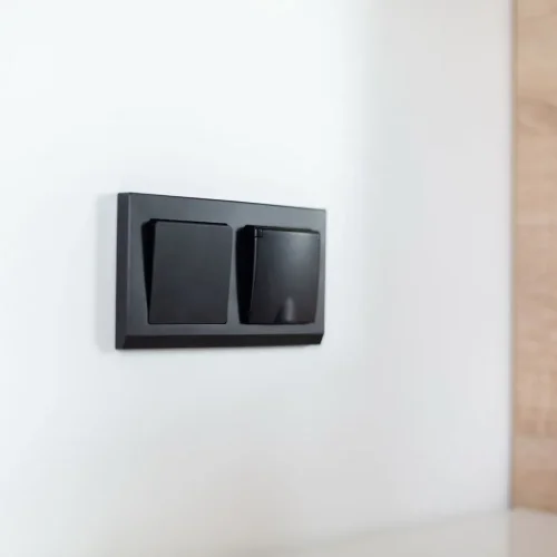 Рамка из поликарбоната на 2 поста Stark черный W0021808 - фото 6