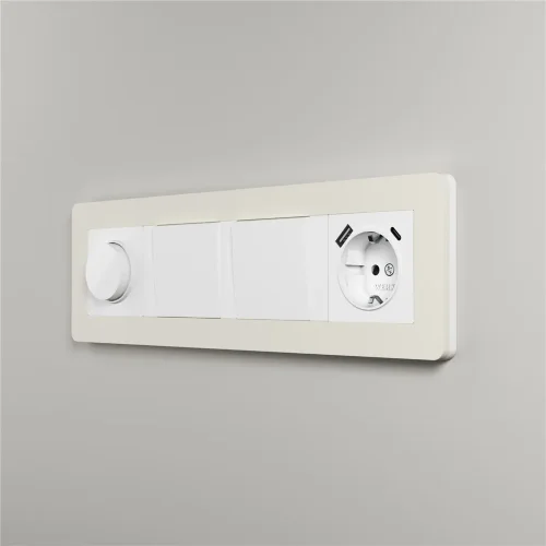 Рамка из поликарбоната на 4 поста Split айвори/белый, soft-touch W0043066 - фото 6