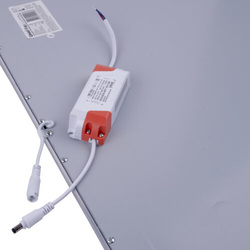 ULP-6060-36W-DW EFFECTIVE SILVER Светильник светодиодный потолочный встраиваемый, Дневной свет 6500K, Корпус серебристый, В комплекте с и-п. - фото 4