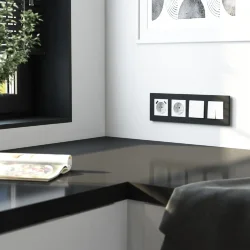 Рамка из поликарбоната на 4 поста Slab черный софт W0042908