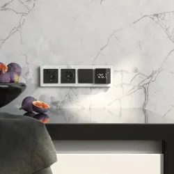 Рамка из акрила на 4 поста Acrylic белый W0042701