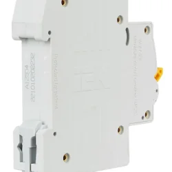 Выключатель автоматический модульный 1п C 32А 4.5кА ВА47-29 KARAT IEK MVA20-1-032-C